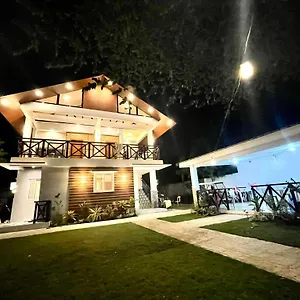 Guest house The Farmhouse Beach, Morong (Bataan)