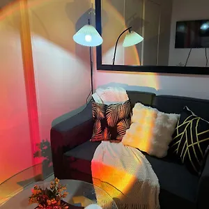 Aparthotel The Crib, Las Pinas